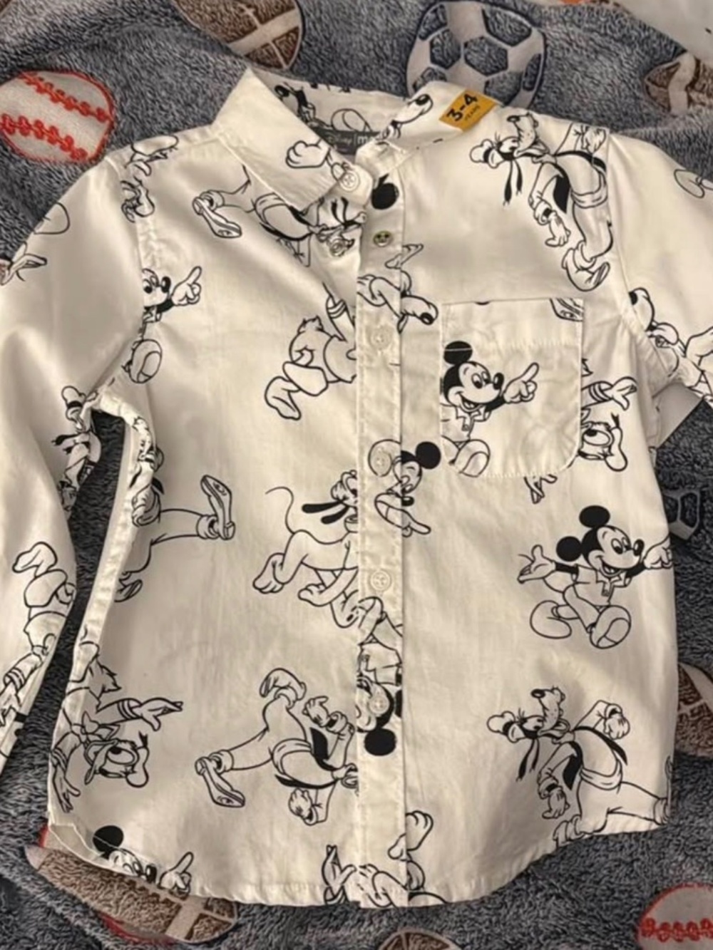 Mickey Mouse button down shirt size 3-4